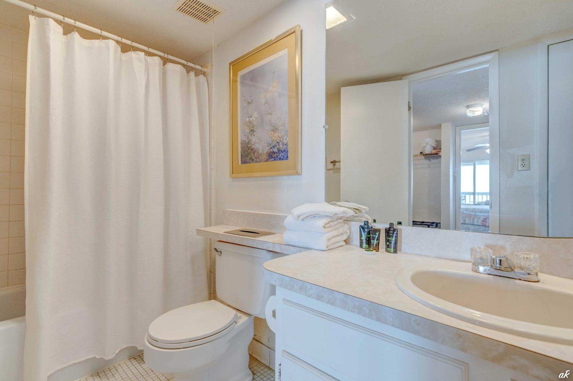 New Balcony At The Shores 101! Front Townhouse! Gulf View Property! Holiday home Panama City Beach