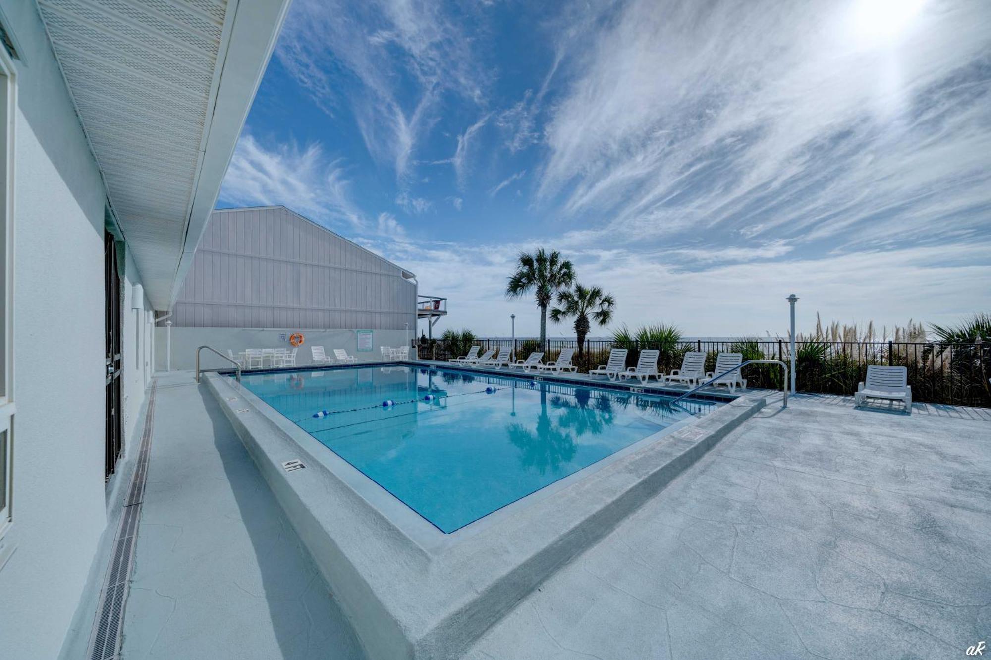 New Balcony At The Shores 101! Front Townhouse! Gulf View Property!
